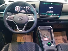 VW T-Roc R-Line eTSI DSG in Wolf Grey Dach Black Uni