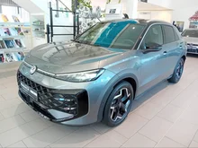 VW T-Roc R-Line eTSI DSG in Wolf Grey Dach Black Uni