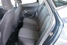 SEAT Arona Reference 1.0 TSI in Magnet-Grau Metallic