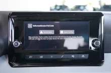 SEAT Arona Reference 1.0 TSI in Magnet-Grau Metallic