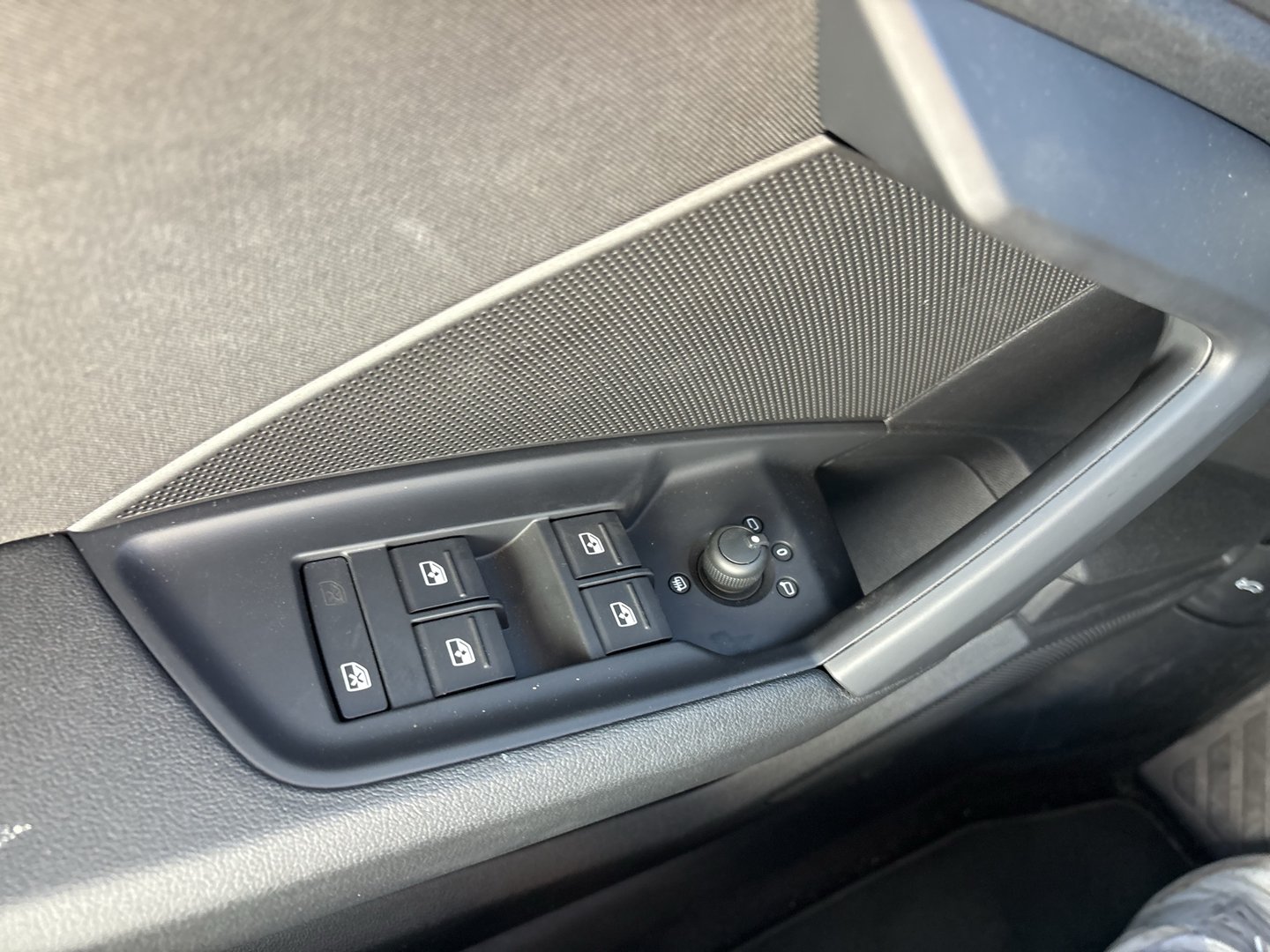 Audi A3 Limousine 30 TDI S line exterieur | Bild 7 von 19
