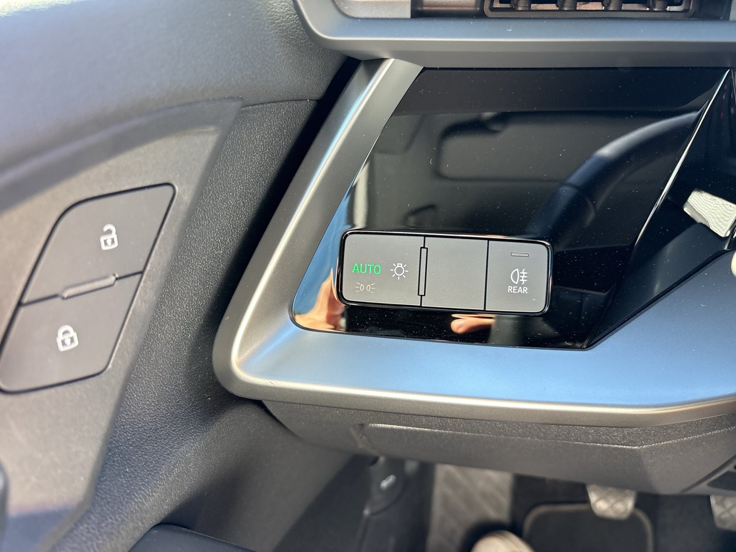 Audi A3 Limousine 30 TDI S line exterieur | Bild 8 von 19