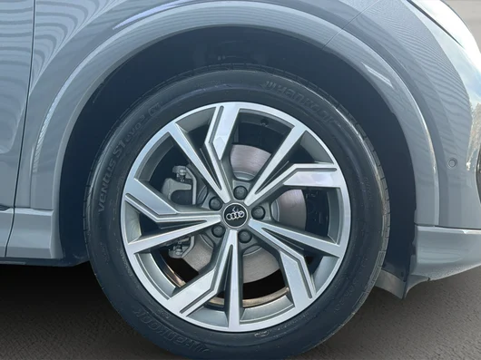 Bild eines Audi Q4 e-tron performance