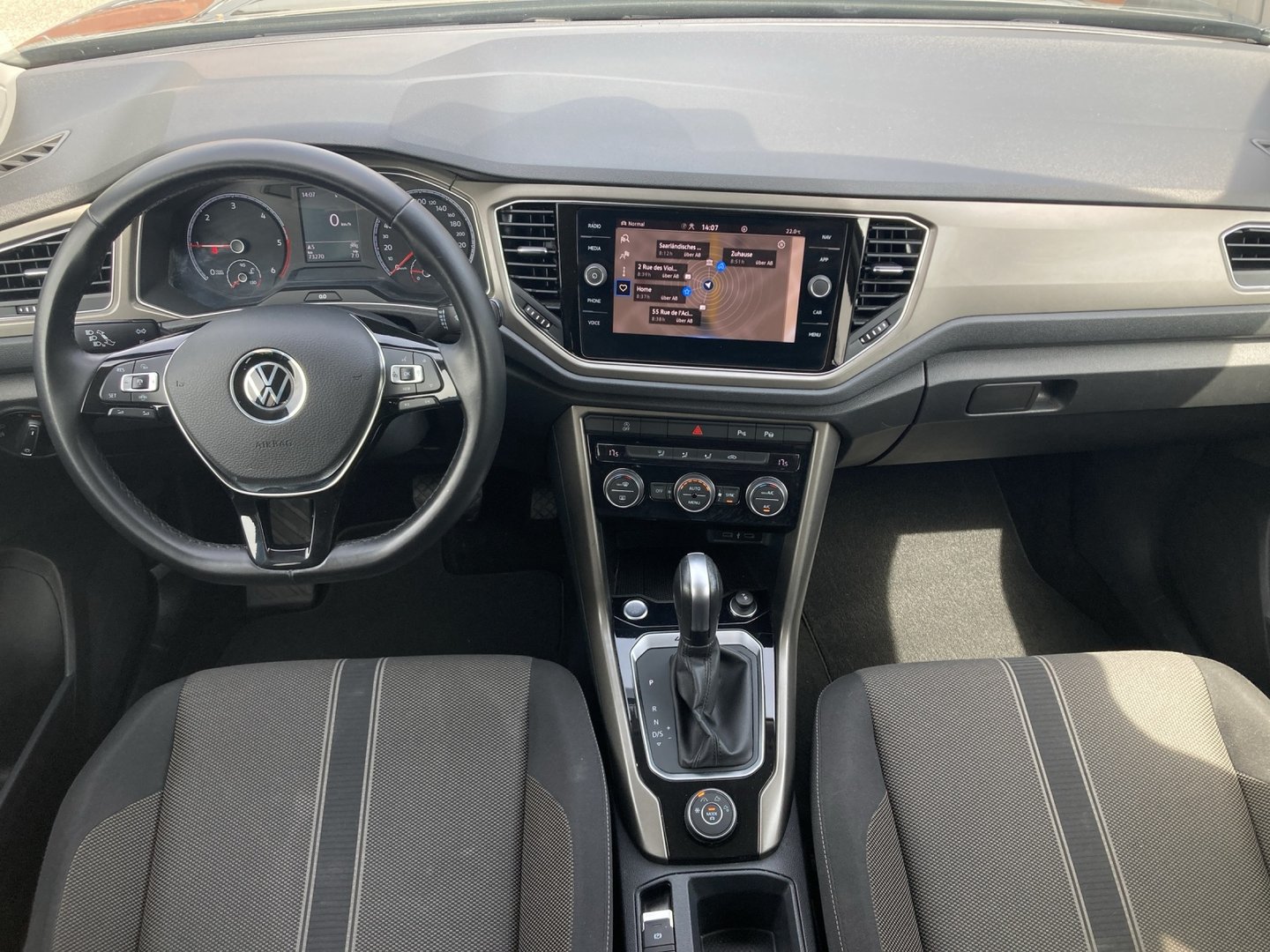 VW T-Roc Design TDI SCR 4MOTION DSG | Bild 10 von 16