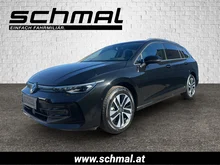 VW Golf Variant Business TSI in Grenadillschwarz Metallic