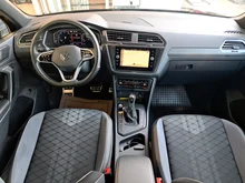 VW Tiguan R-Line TDI DSG in Deep Black Perleffekt