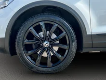 VW T-Roc Design TSI in Pure White