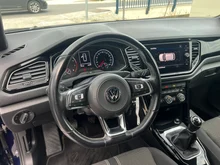 VW T-Roc Design TSI in Atlantik Blue Metallic