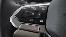 VW California Beach TDI in Fortanarot Met./Dach Deepblack Perleff.