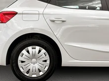 SEAT Ibiza Reference 1.0 in Candy-Weiß