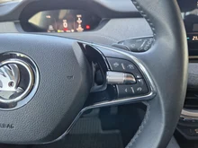 Škoda Enyaq 80x in 2Y Moon-Weiss Metallic