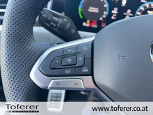 VW Passat Variant Sport eHybrid 150kW in Diabasgrau Metallic