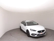SEAT Leon SP Kombi FR 1.5 eTSI DSG 115 PS in Nevada-Weiß Metallic