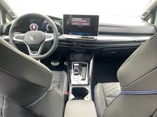 VW Golf R-Line TSI 4MOTION DSG in Oryxweiß Perlmutteffekt  Dach schwarz
