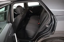 Audi Q2 35 TFSI intense in dunkelgrau - metallic