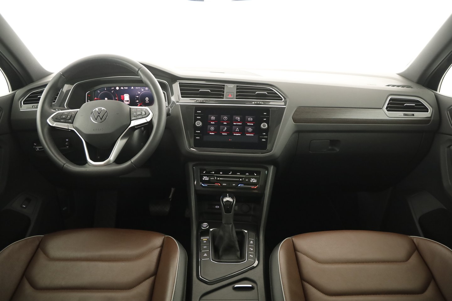 VW Tiguan Elegance TDI DSG | Bild 8 von 22