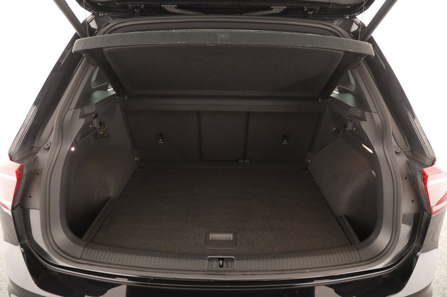 VW Tiguan Elegance TDI DSG | Bild 17 von 22