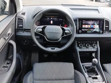 Škoda Karoq Selection TSI in Black-Magic Perleffekt