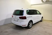 SEAT Alhambra Executive TDI in Polar-Weiß
