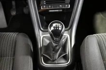 SEAT Alhambra Executive TDI in Polar-Weiß