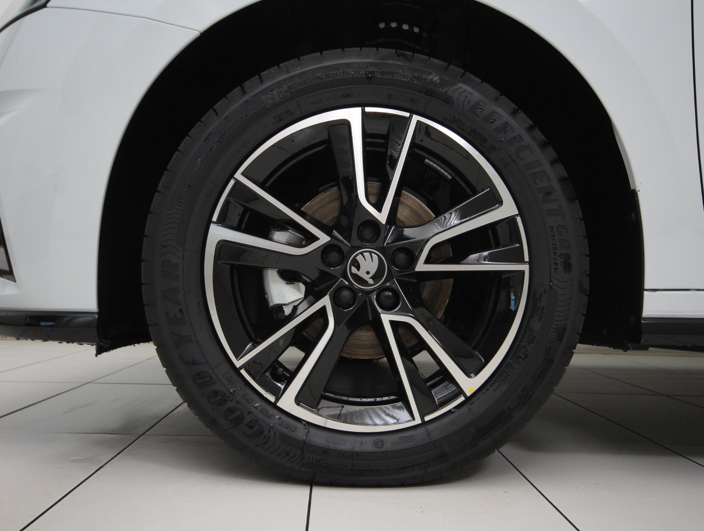 Fahrzeug Vorschaubild