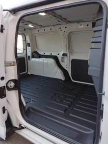 Thumbnail-Foto von Fahrzeug