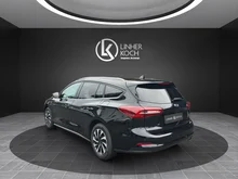 Ford Focus Traveller 1,5 EcoBlue Titanium X in schwarz metallic
