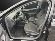 Ford Focus Traveller 1,5 EcoBlue Titanium X in schwarz metallic