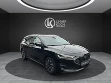 Ford Focus Traveller 1,5 EcoBlue Titanium X in schwarz metallic