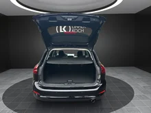Ford Focus Traveller 1,5 EcoBlue Titanium X in schwarz metallic