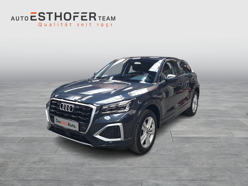 Audi Q2 35 TFSI admired