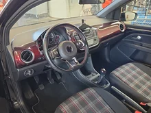 VW up! GTI in black pearl perleffekt