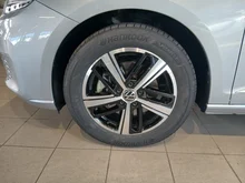VW Caddy Style Maxi TDI 4MOTION in Oystersilber Metallic