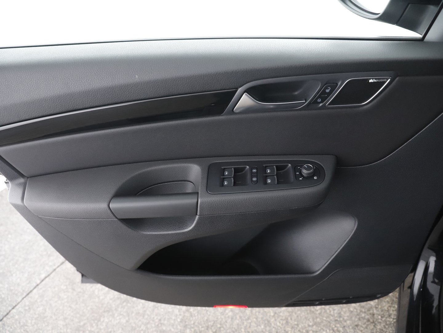 VW Sharan Business+ TDI SCR DSG 5-Sitzer | Bild 11 von 29