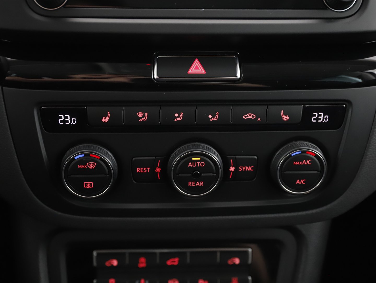 VW Sharan Business+ TDI SCR DSG 5-Sitzer | Bild 25 von 29
