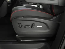VW ID Buzz ID. Buzz GTX LR 4MOTION 250 kW in Deepblack Perleffekt Metallic