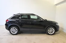 VW T-Roc Friends TSI DSG in Deep Black Perleffekt