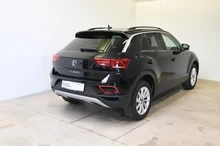 VW T-Roc Friends TSI DSG in Deep Black Perleffekt