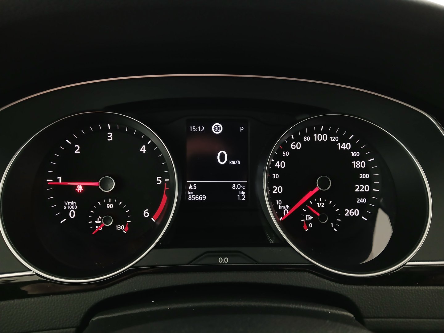 VW Passat Variant Business TDI DSG | Bild 15 von 29