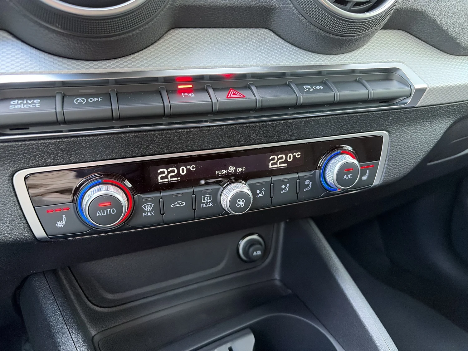 Bild eines Audi Q2 30 TFSI admired