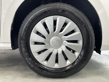 Škoda Kamiq Essence TSI in Alaska-Weiß
