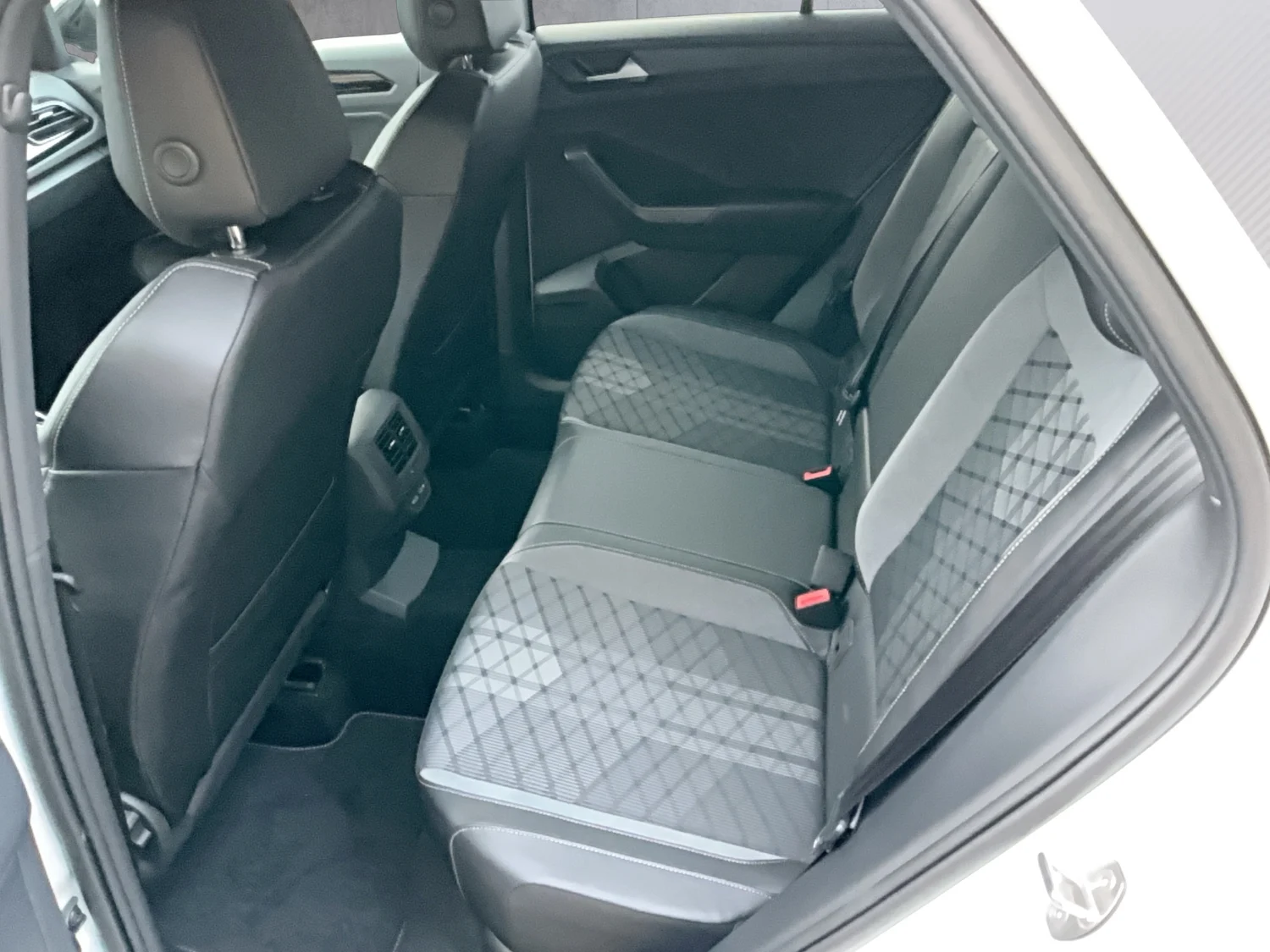 Bild eines VW T-Roc Sport TDI 4MOTION DSG