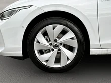 VW Golf Rabbit mHEV DSG in Pure White