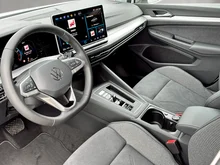 VW Golf Rabbit mHEV DSG in Pure White