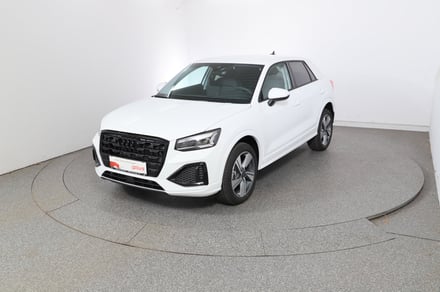 Audi Q2 30 TFSI admired
