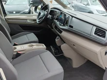 VW Multivan Business �H TDI in Deepblack Perleffekt