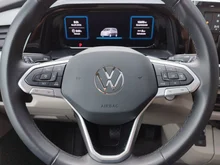 VW Multivan Business �H TDI in Deepblack Perleffekt