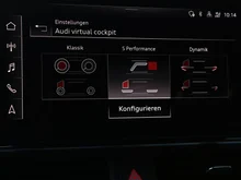 Audi A4 Avant 40 TFSI S line in 2D Navarrablau Metallic