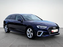 Audi A4 Avant 40 TFSI S line in 2D Navarrablau Metallic