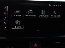 Audi A4 Avant 40 TFSI S line in 2D Navarrablau Metallic
